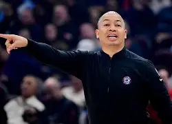 乐动体育入口-窗口期犹他爵士备战NBA常规赛布莱顿围绕法国杯回应争议，网友：布莱顿今晚战术微调的简单介绍